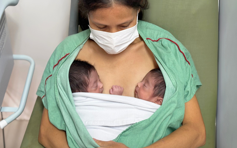 Método canguru fortalece vínculo e contribui para recuperação de prematuros no Hospital Infantil Albert Sabin